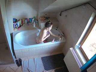 Julmodels Bathroom 2nd Floor-1
